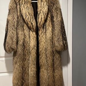 Tanuki fur coat great condition!